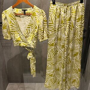 Leaf Print Set Green and White